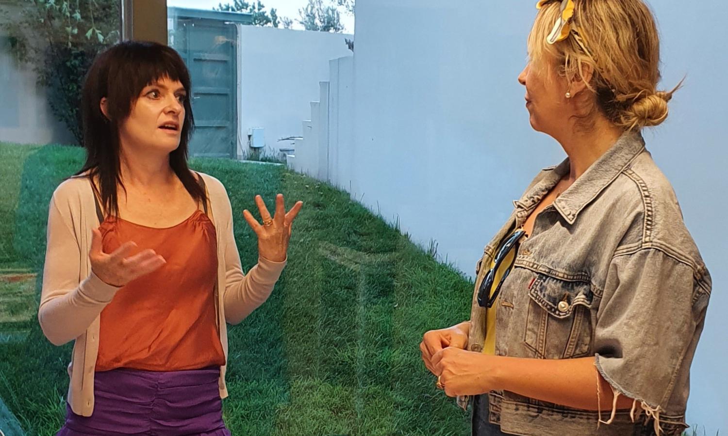 Explaining process and execution of art-works.