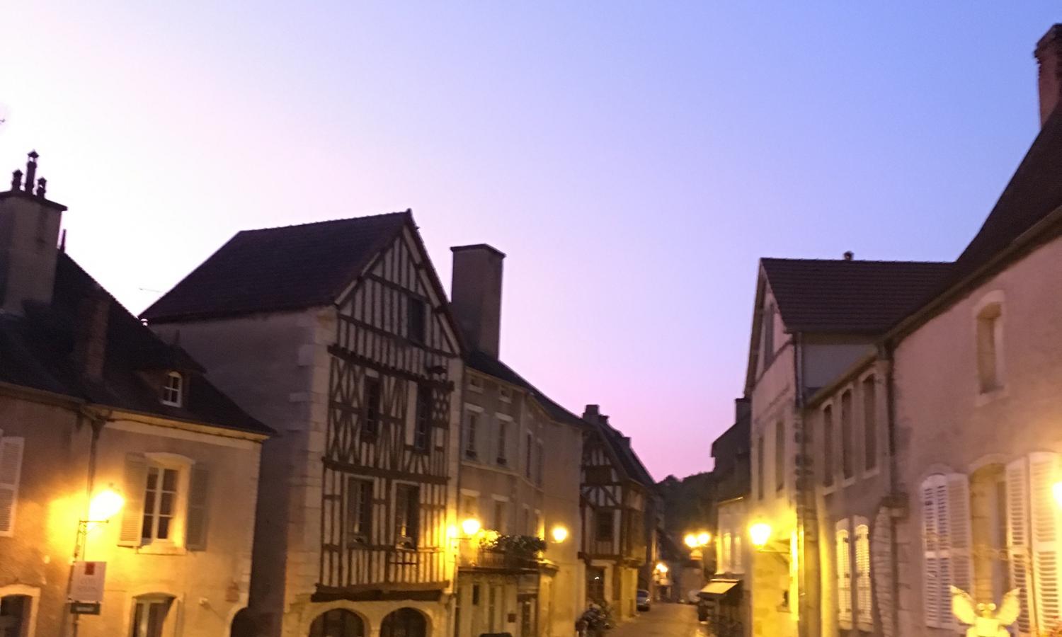 Noyers sur Serein on a summer evening