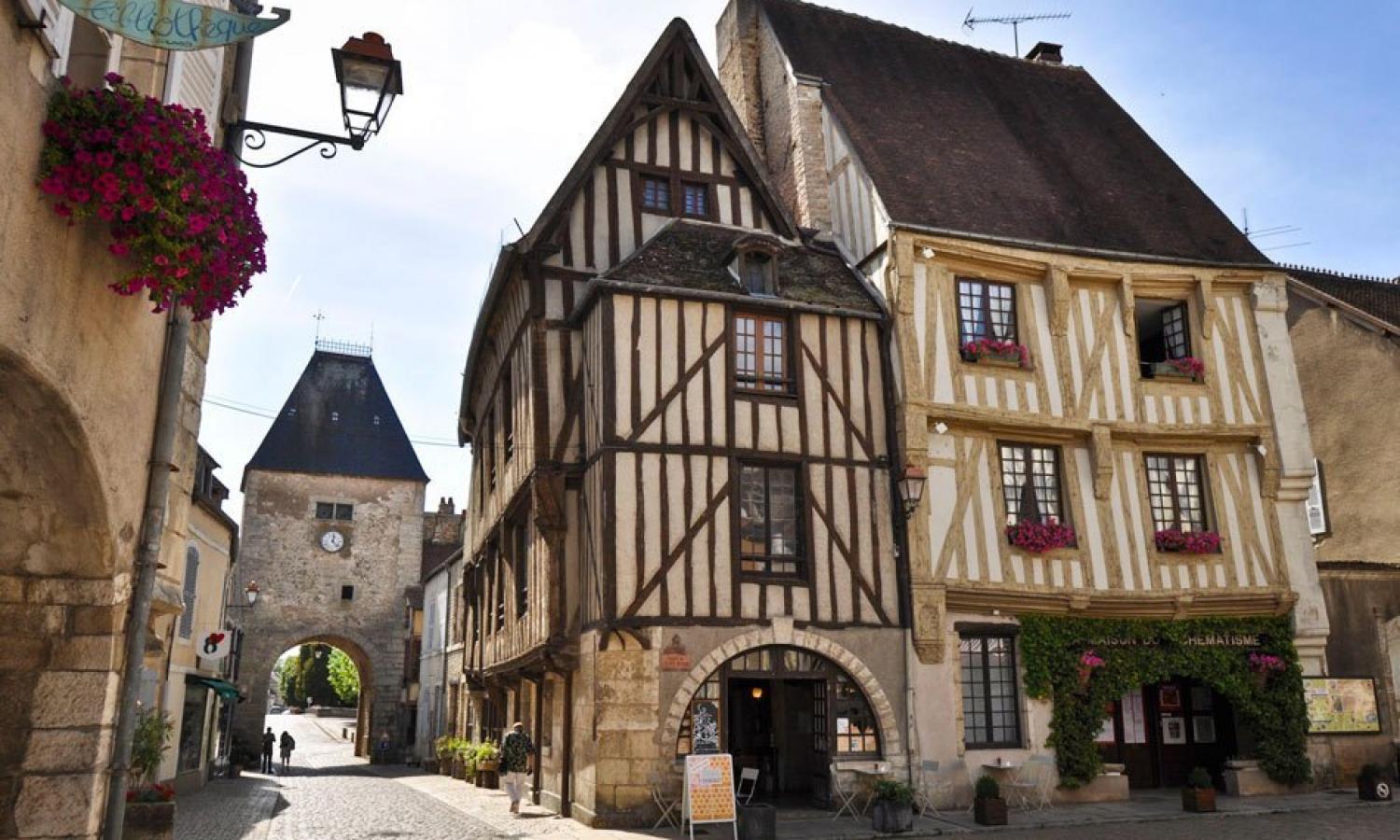 La Porte Peinte, main building