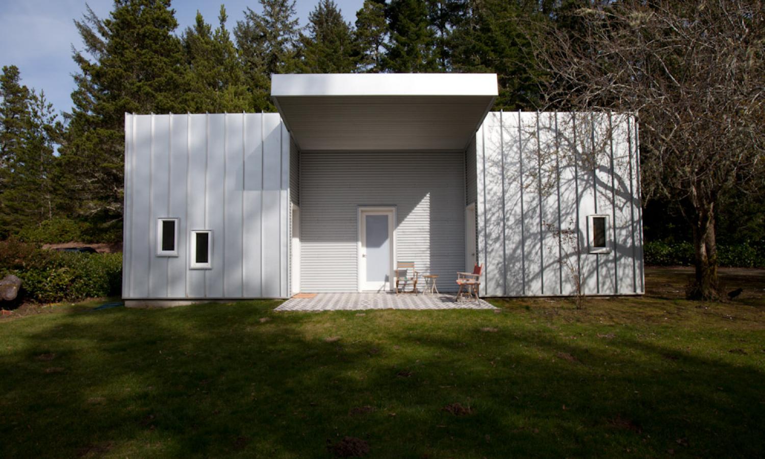 Visual Art Studio Building