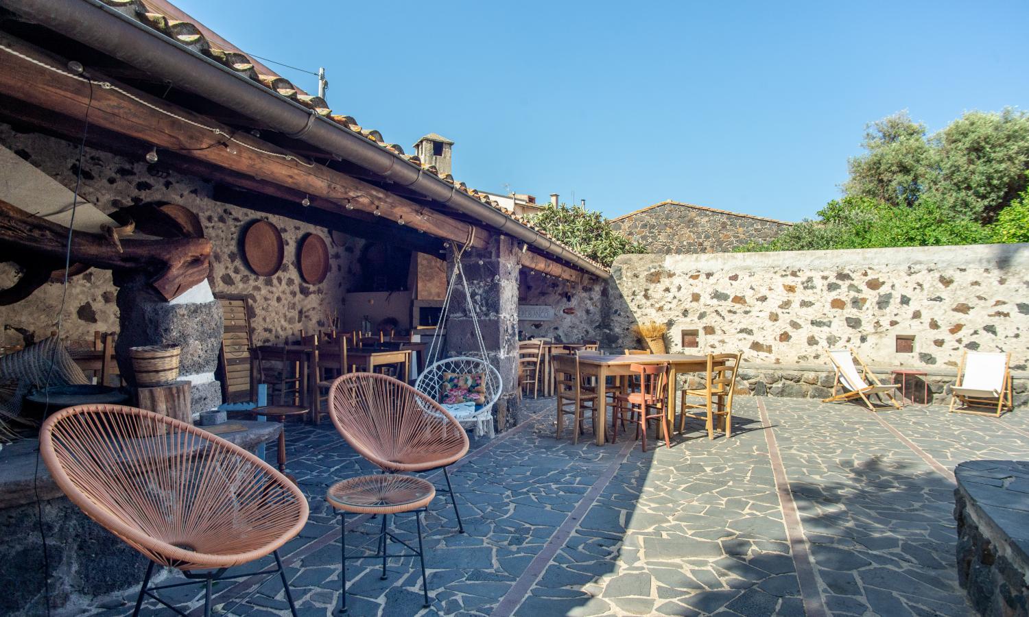 The studios premises has a wide courtyard ideal to work, write or chat