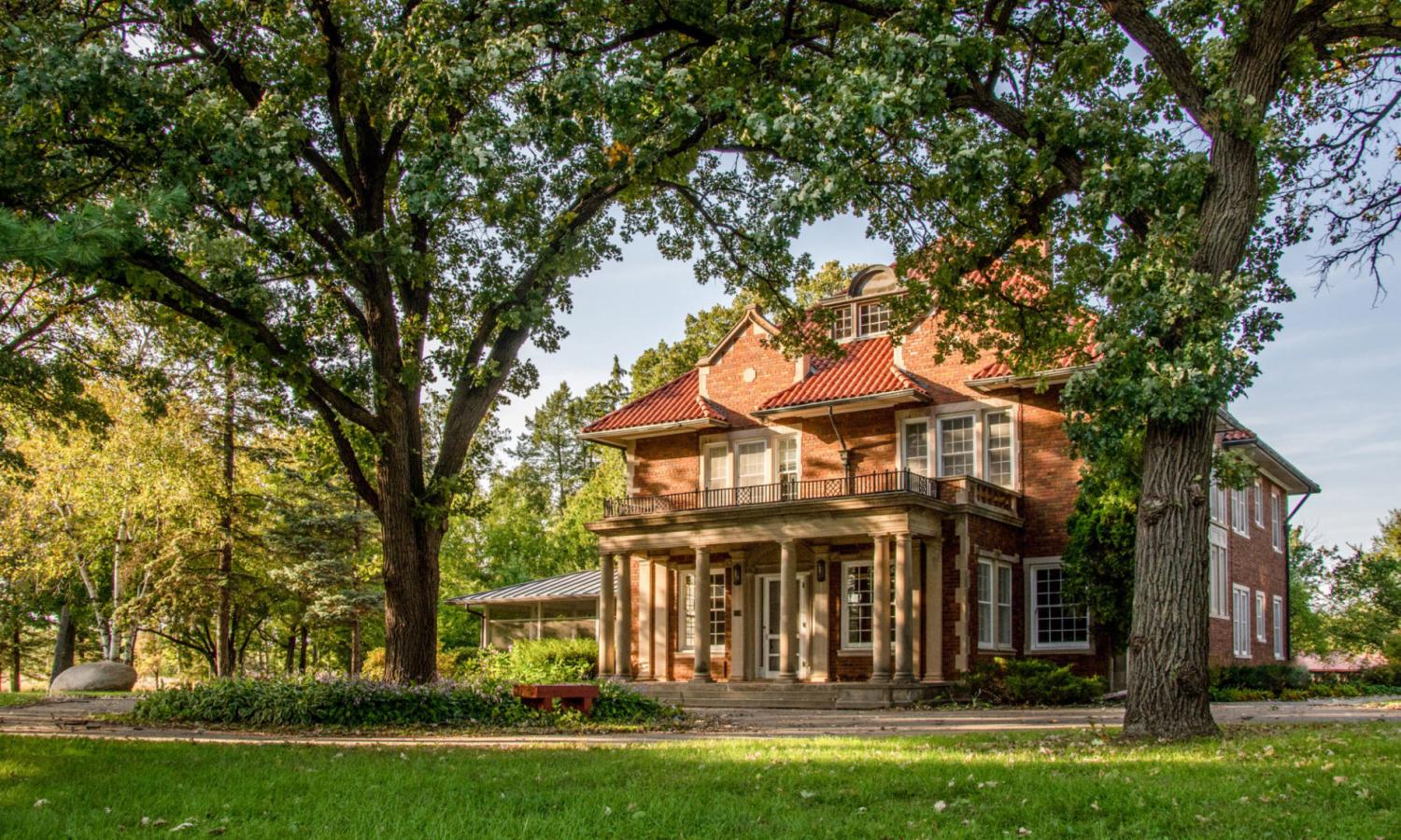 Historic Tower View Residence