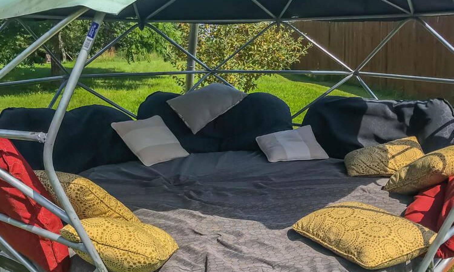 Enjoy the sunset over the hundred hills from the geodesic pod.