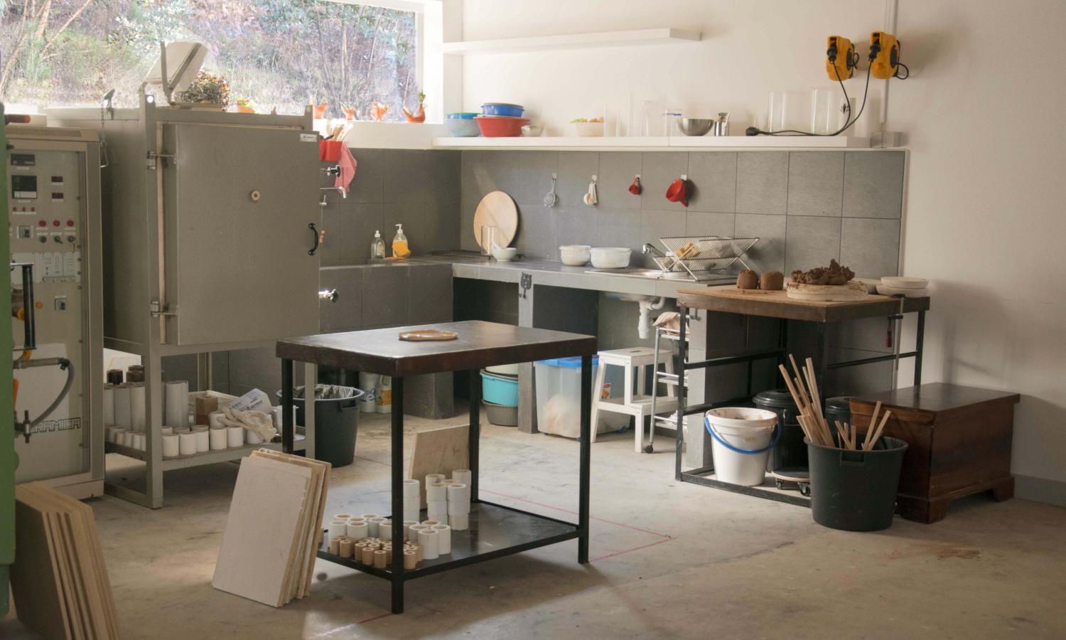 electric kiln, sink and table