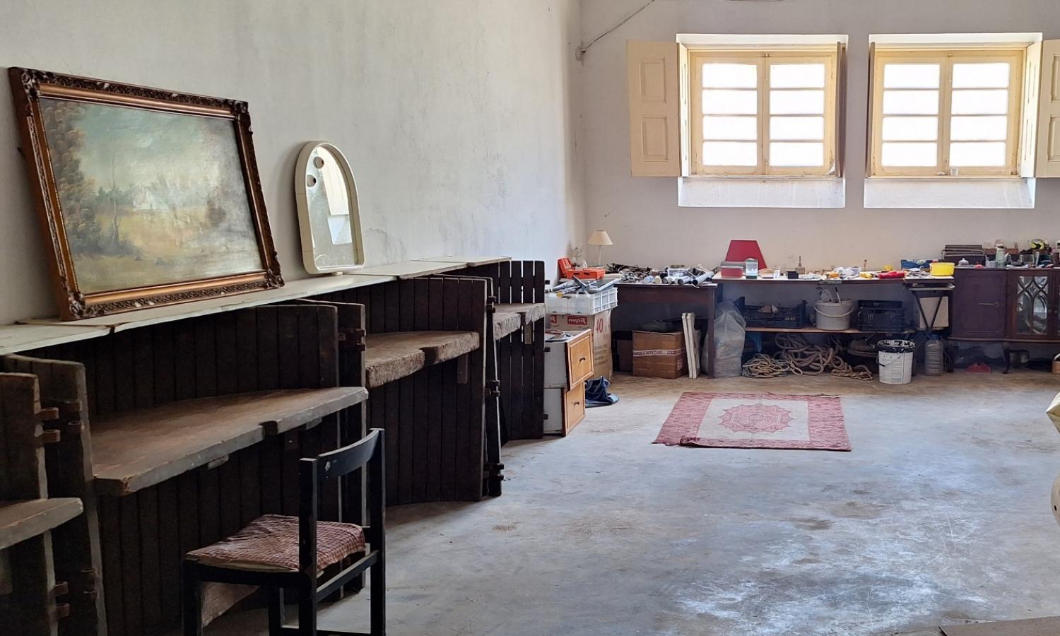 Artist Room with persal workstation