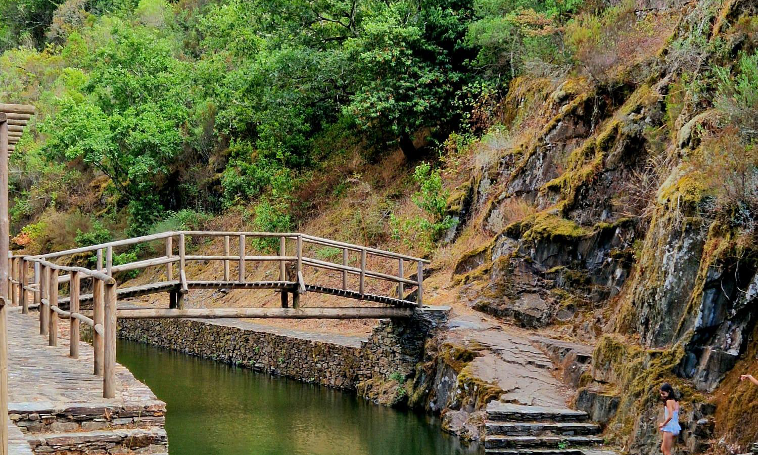 The river beach in Celavisa, where CASA PIP is located