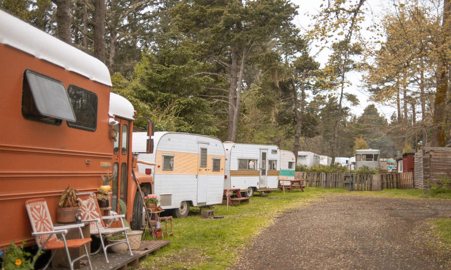 The east trailer court of the sou'wester lodge grounds