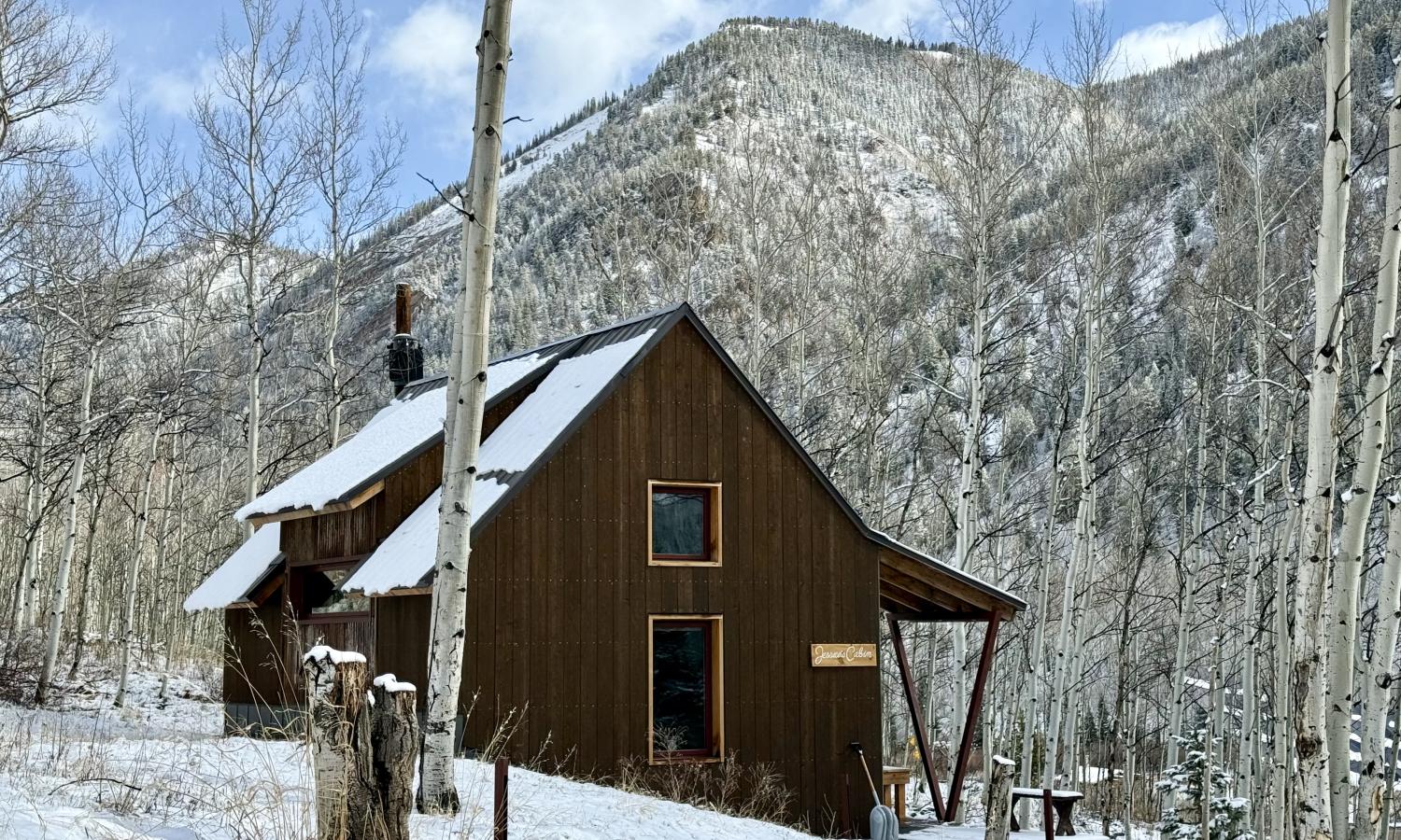 Jessica's Cabin 1
