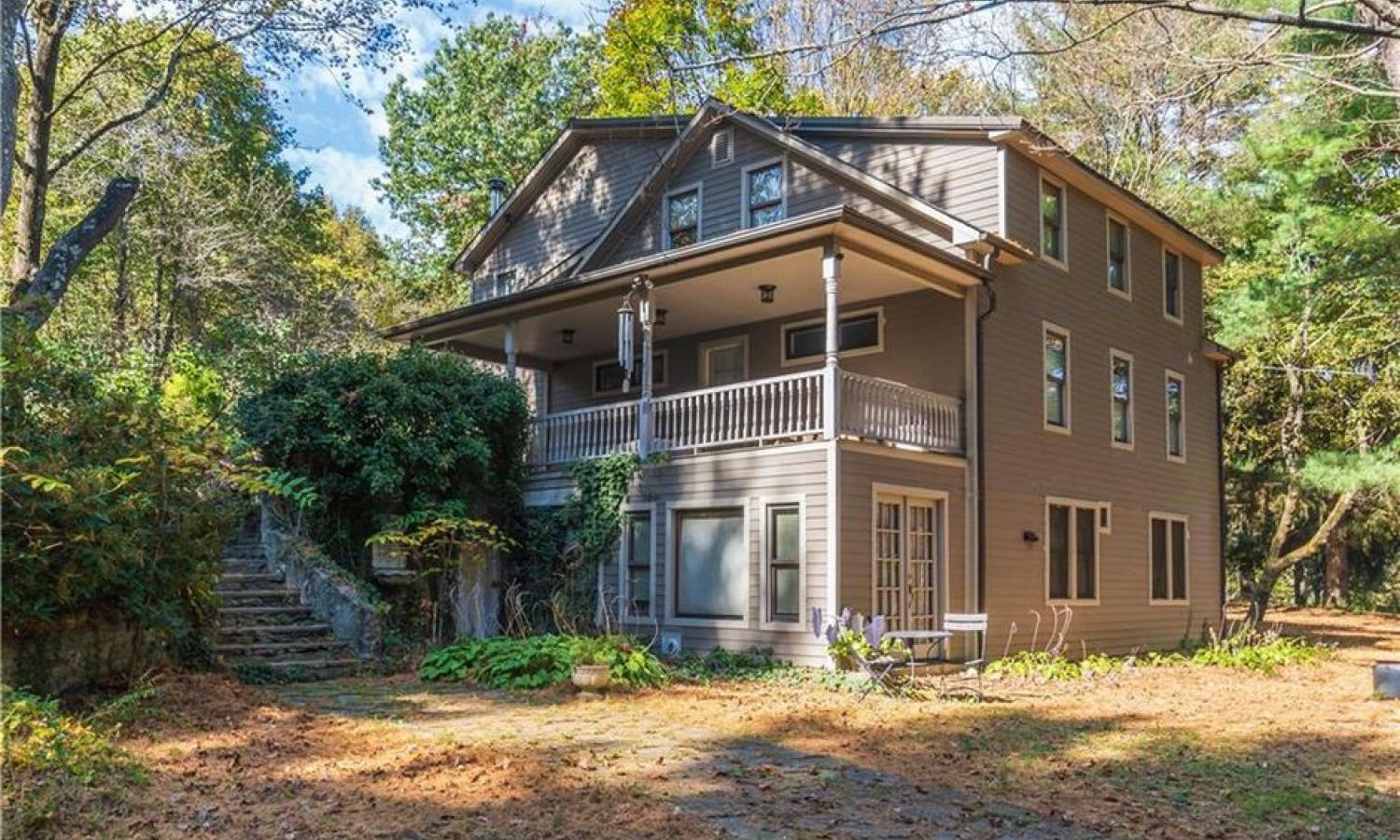 Main Guest House