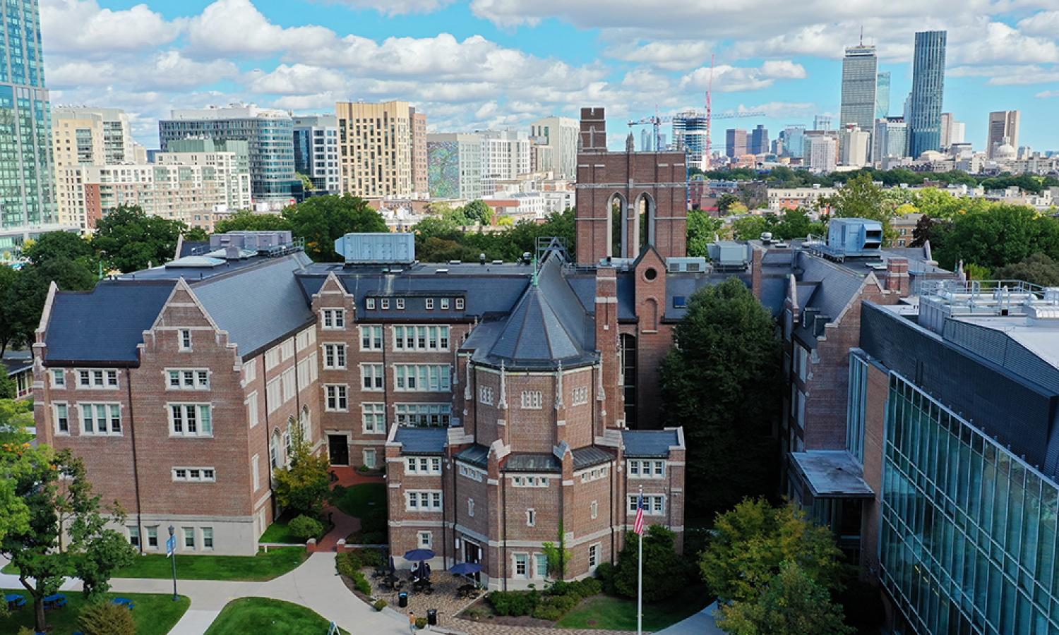Image displaying the campus of Emmanuel College.